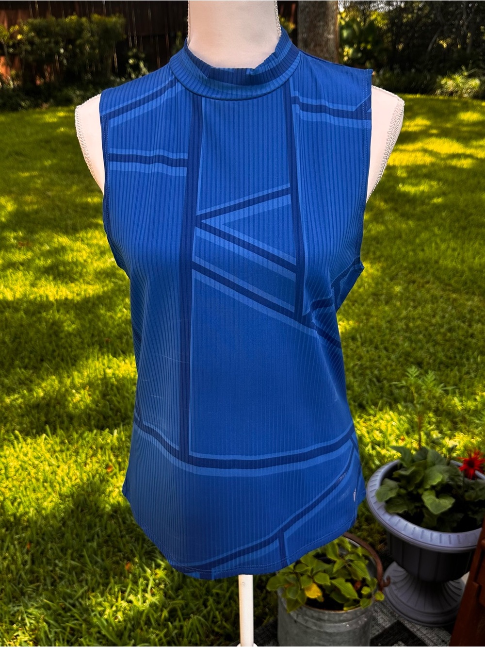 EleVen by Venus Williams Blue Sleeveless Mock Neck Tank Top
